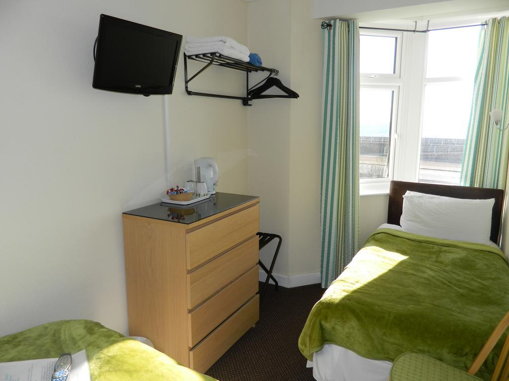 Ocean Bay Hotel Blackpool Buitenkant foto