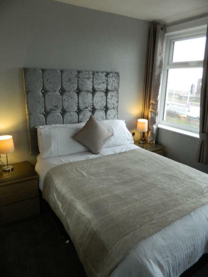 Ocean Bay Hotel Blackpool Buitenkant foto
